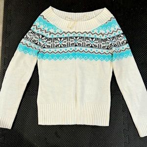 White sweter for girls